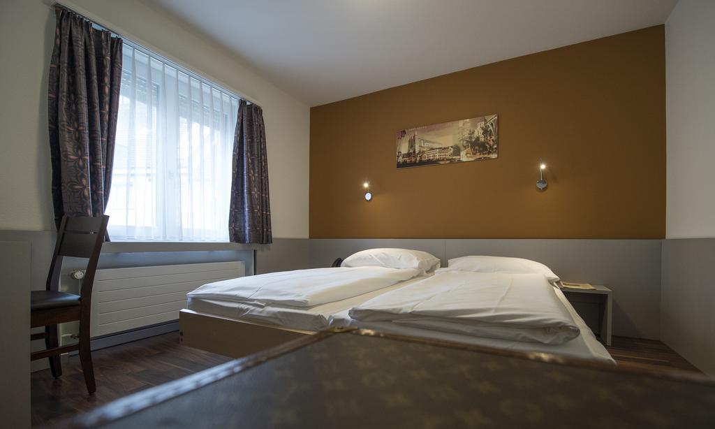 Alexander Guesthouse Zurich Old Town Esterno foto